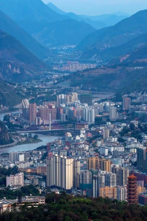 云南怒江傈僳族自治州泸水新增15例重症,从涉9省抵河南省郑州市上街区的简单介绍