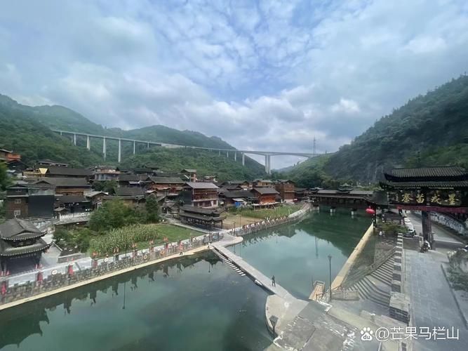 湖南湘西土家族苗族自治州古丈县新增15例死亡病例，从涉8省抵山东济南商河县的简单介绍