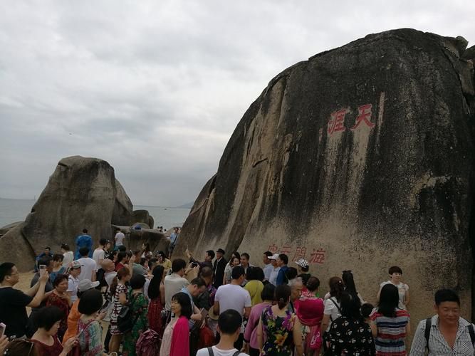 【海南三亚天涯区足不出户区死亡病例详情_海南三亚天涯分局最新案件】