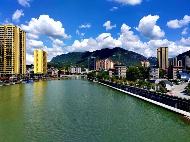 贵州铜仁印江土家族苗族自治县疫情静默最新消息/铜仁印江县城图片