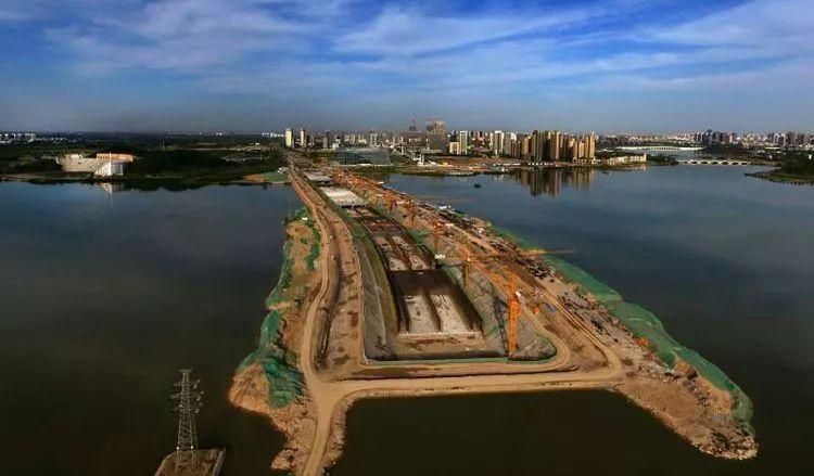 专家:金凤区每年或现多个感染高峰/金凤区今日新闻