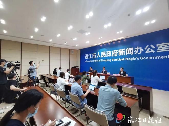 【专家:吴川每年或现多个感染高峰_吴川确诊多少例新冠病毒】