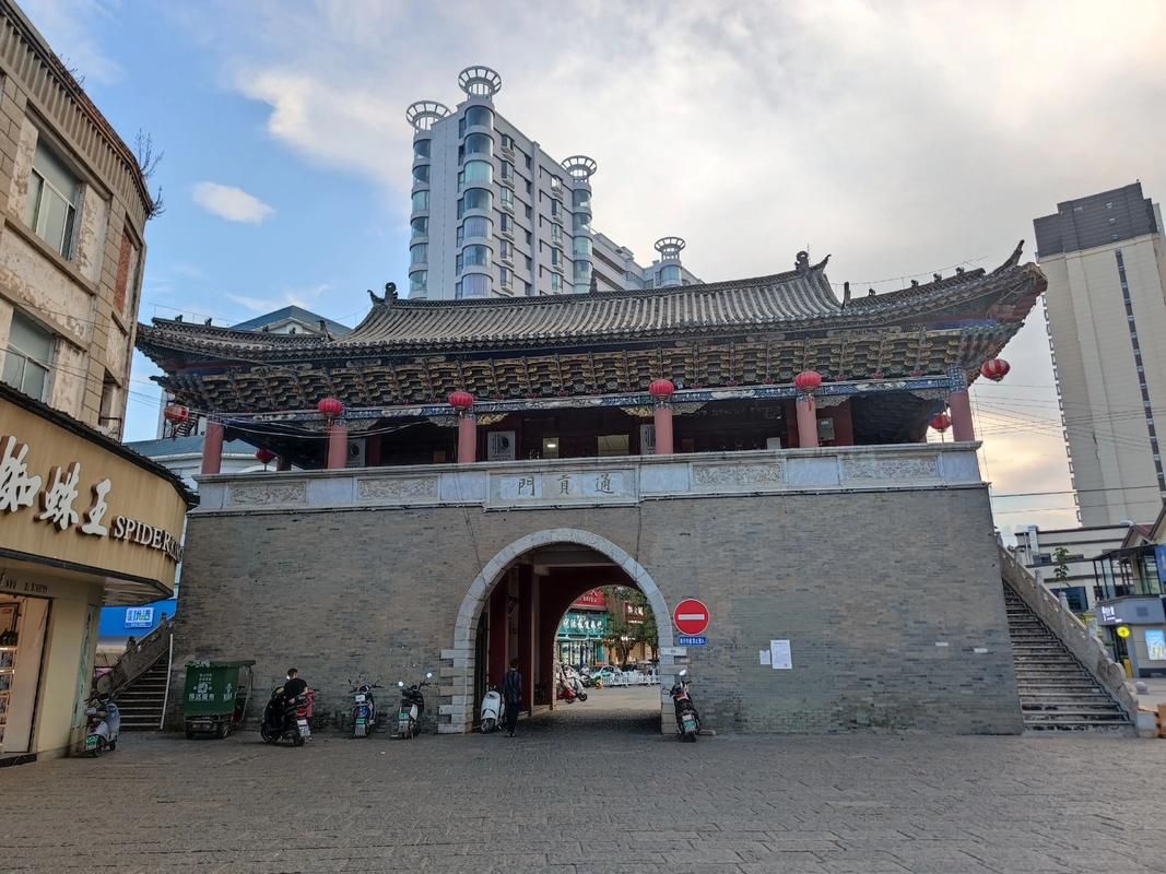 云南省红河哈尼族彝族自治州石屏县中高风险地区疫情/红河石屏县属于哪个市