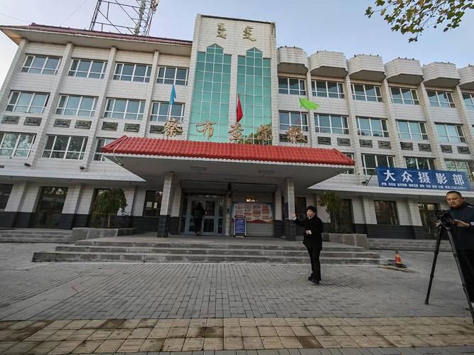 包含新疆维吾尔自治区伊犁哈萨克自治州察布查尔锡伯自治县最新疫情情况通报的词条